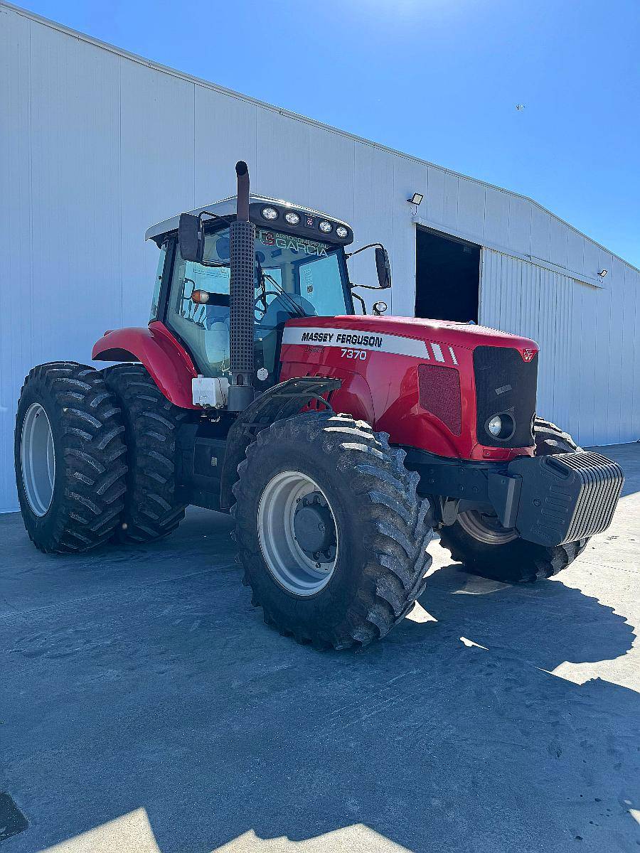 Tractor Massey Ferguson 7370
