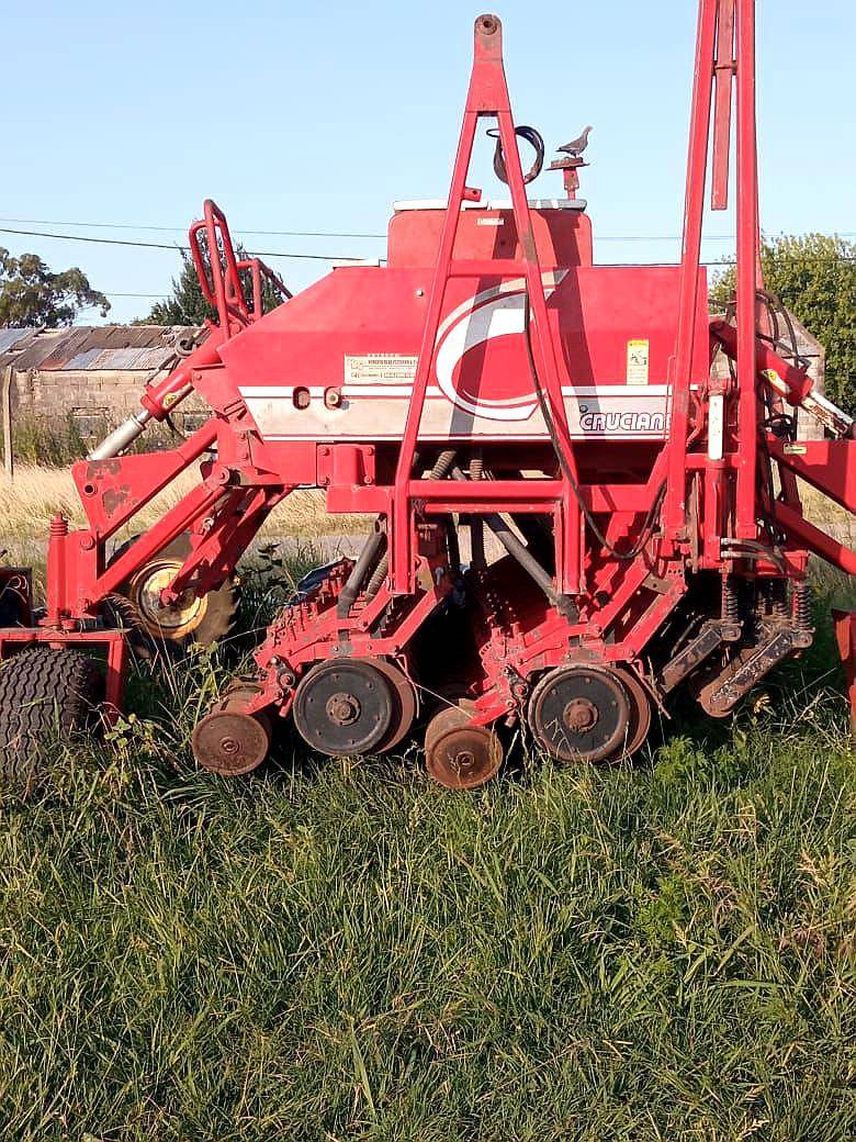 Crucianelli Pionera 2917 , año 2010 , Alfalfero