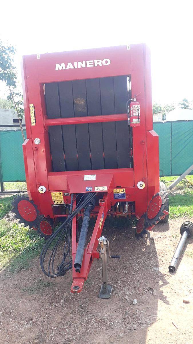 Mainero 5870 con Poco USO con Monitor