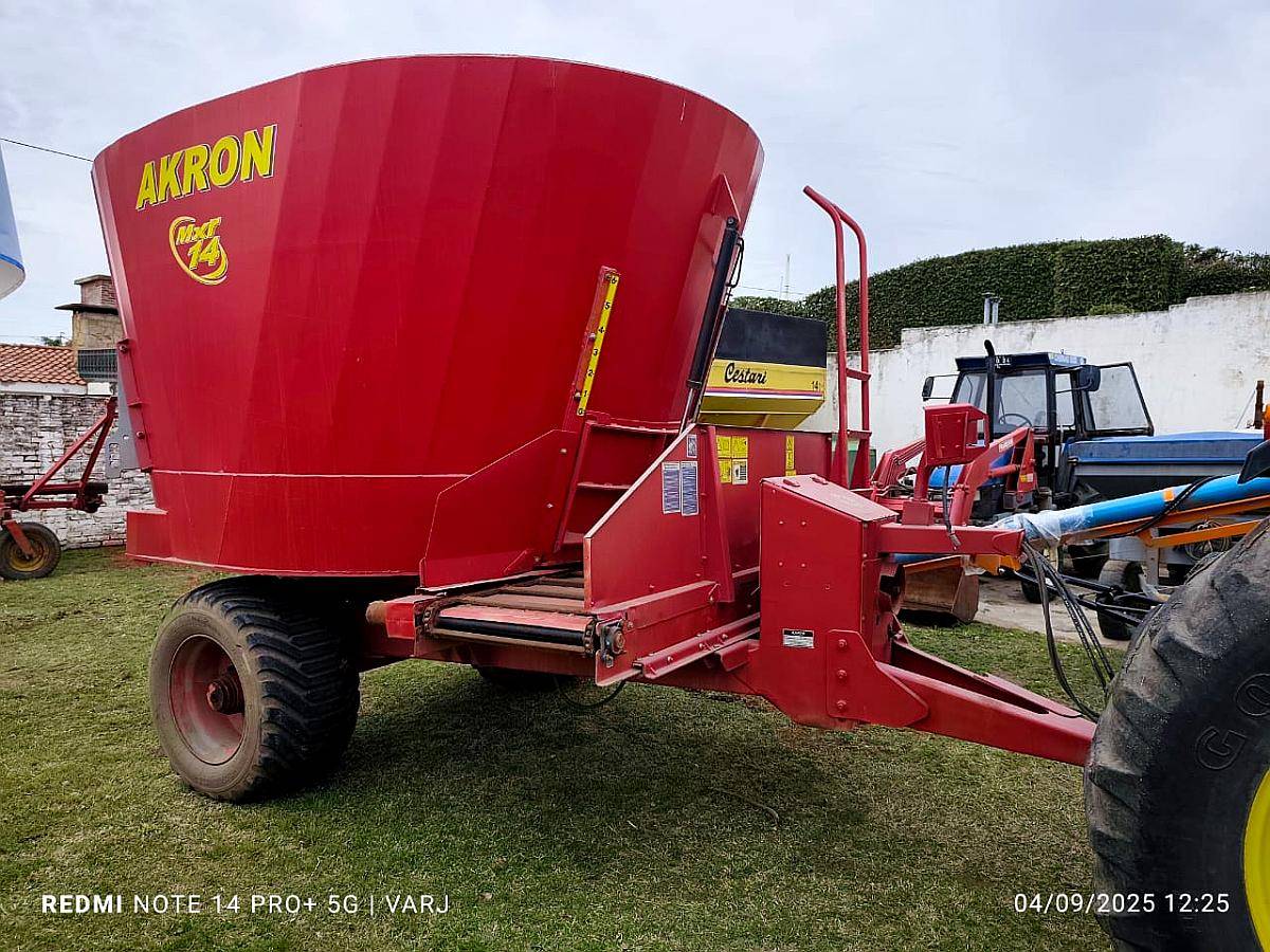 Mixer Akron Vertical. Modelo MXR 14