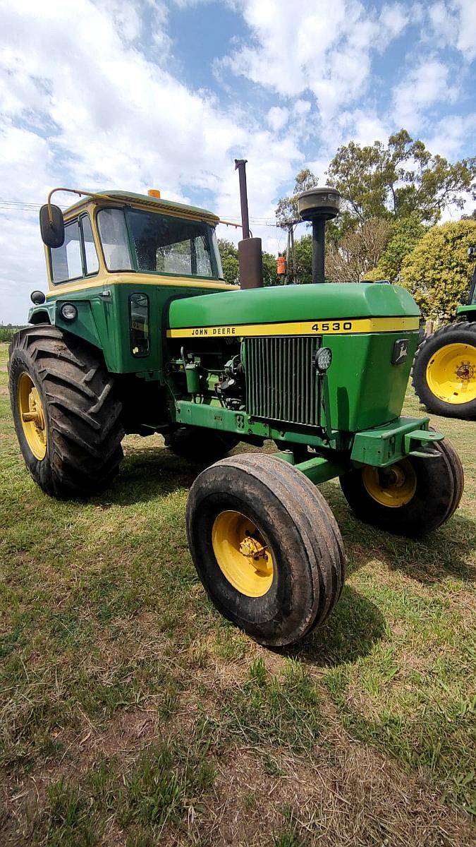 Tractor John Deere 4530 - año 1980