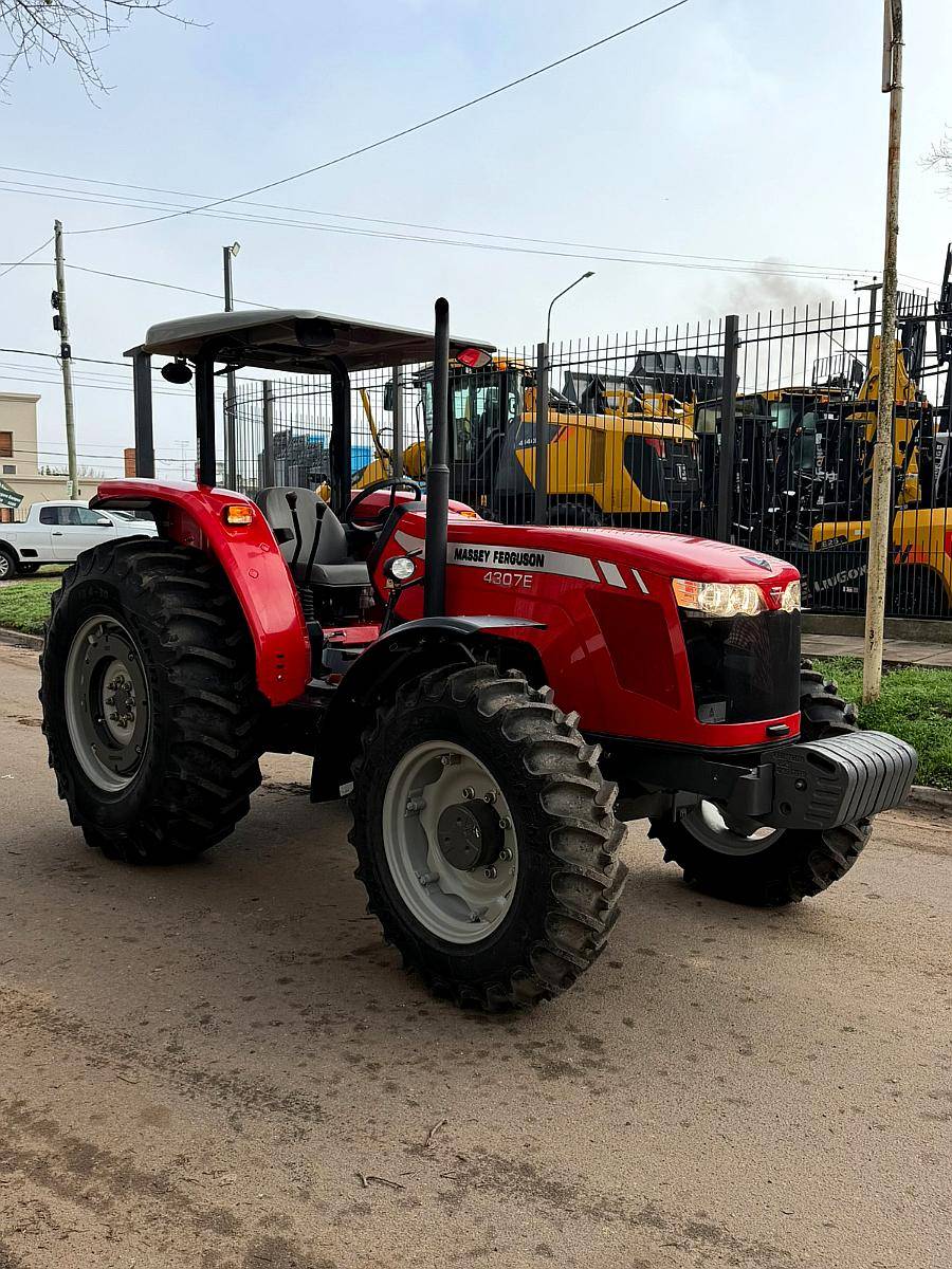 Massey Ferguson 4307 e