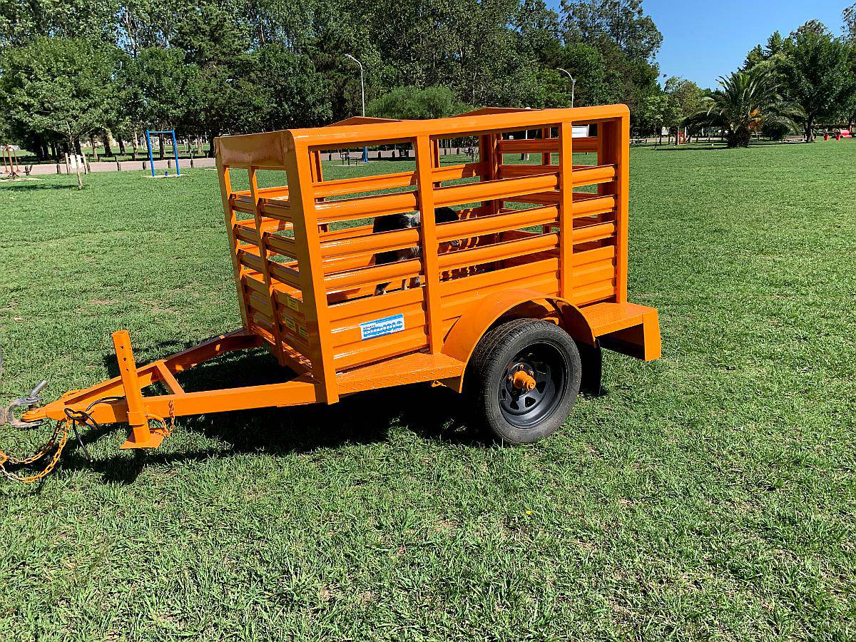 Acoplado Trailer Jaula para Hacienda. UN Eje