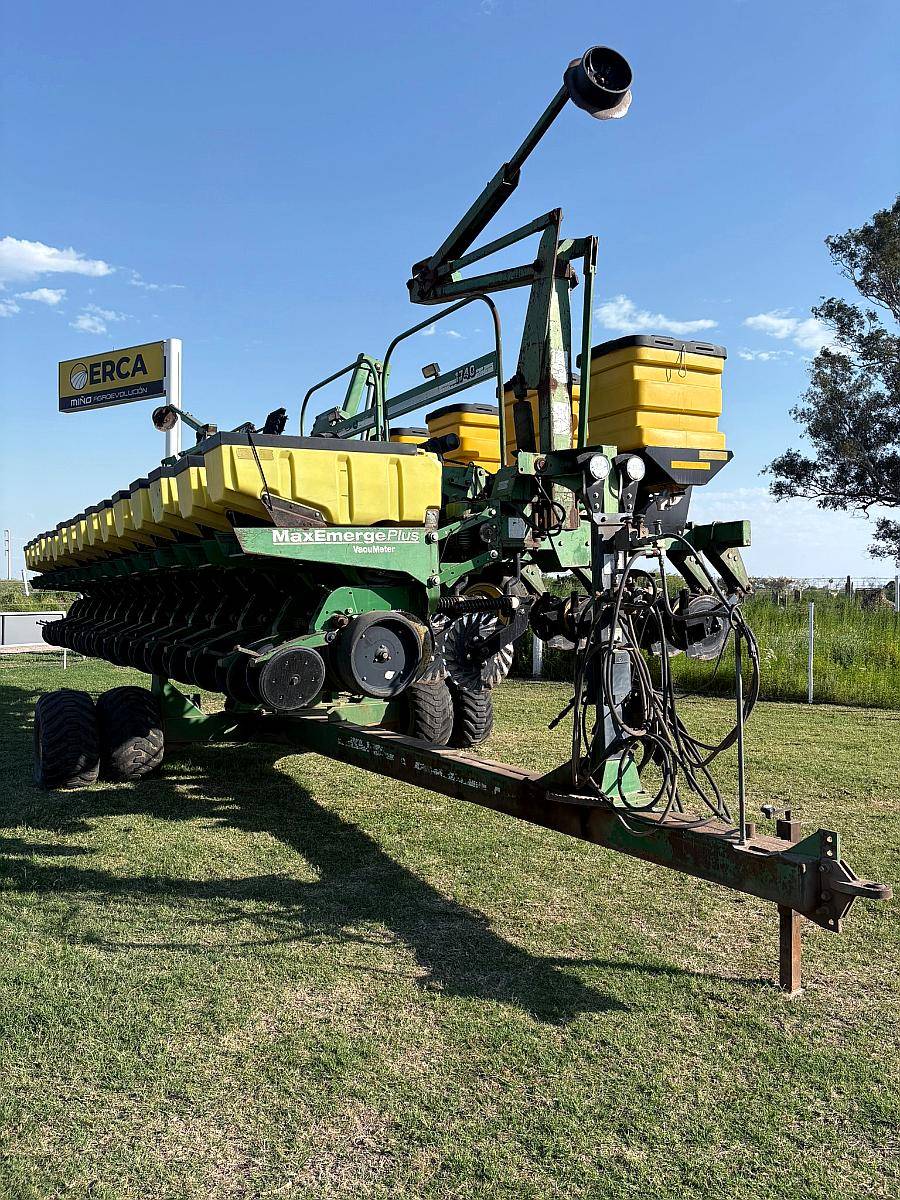 John Deere 1740, 16 a 52, Neumática, C/fert Lateral y Monit