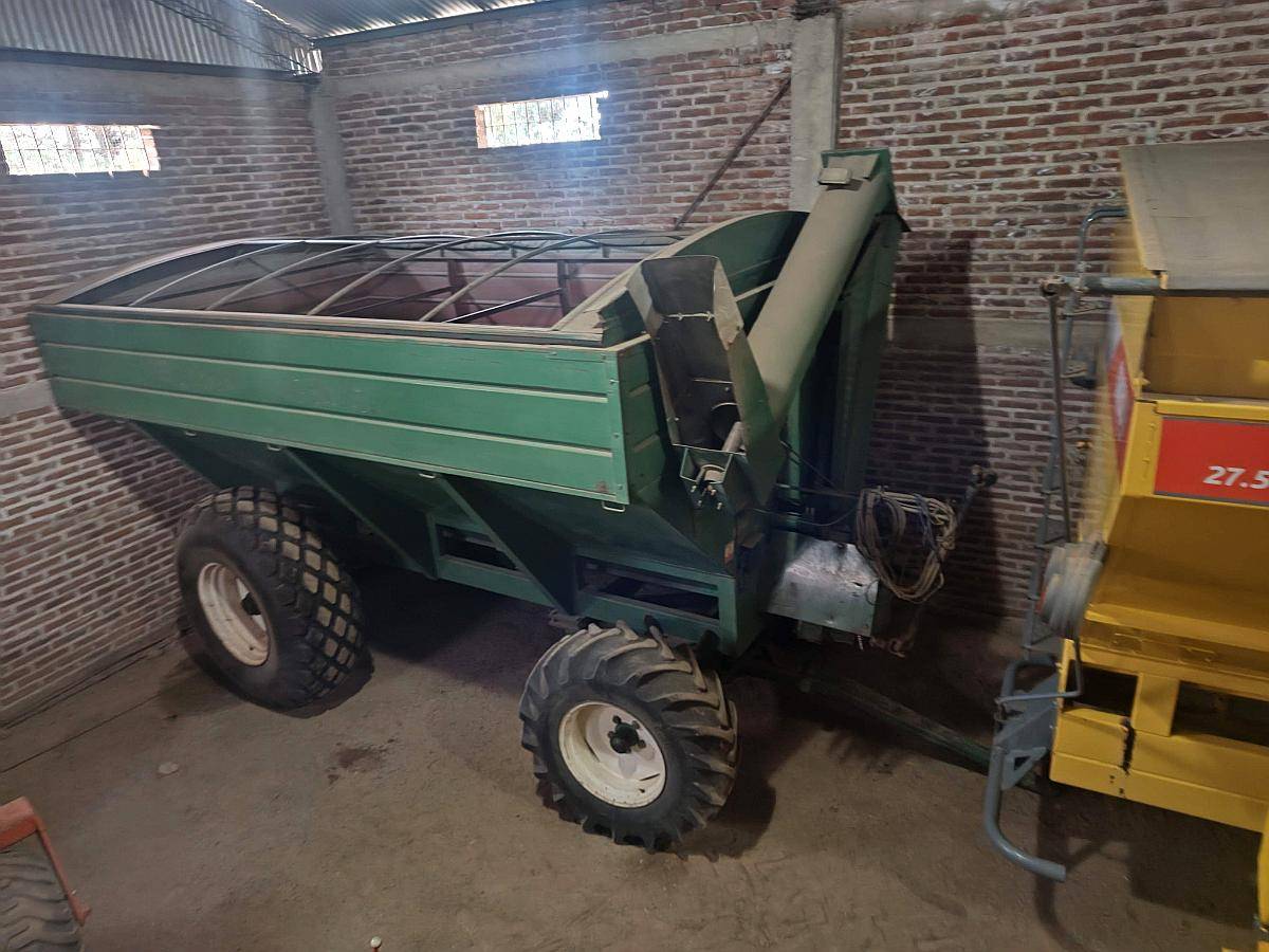 Tolva Auto Descargable Santa Rosa 16 TN CAP 16 TN Balanza