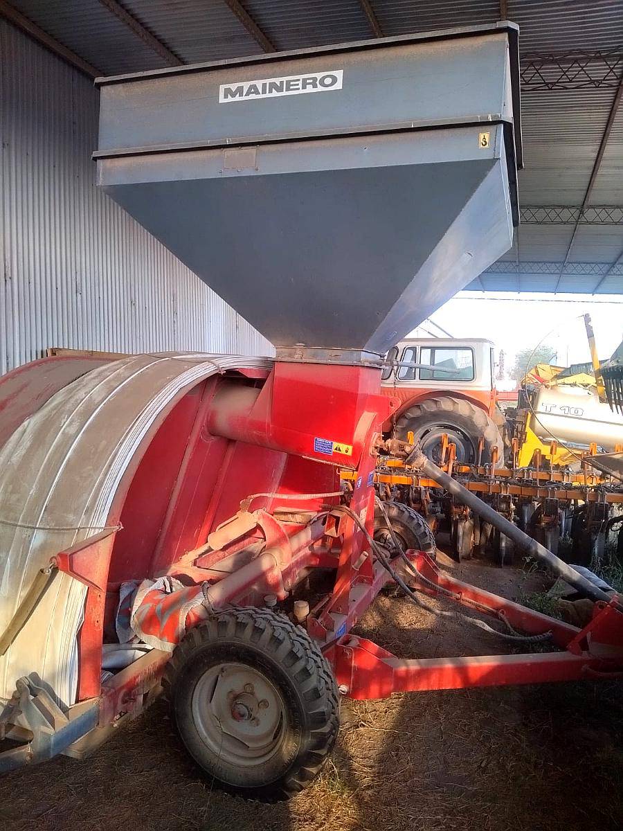 Embolsadora Mainero 2230. año 2004