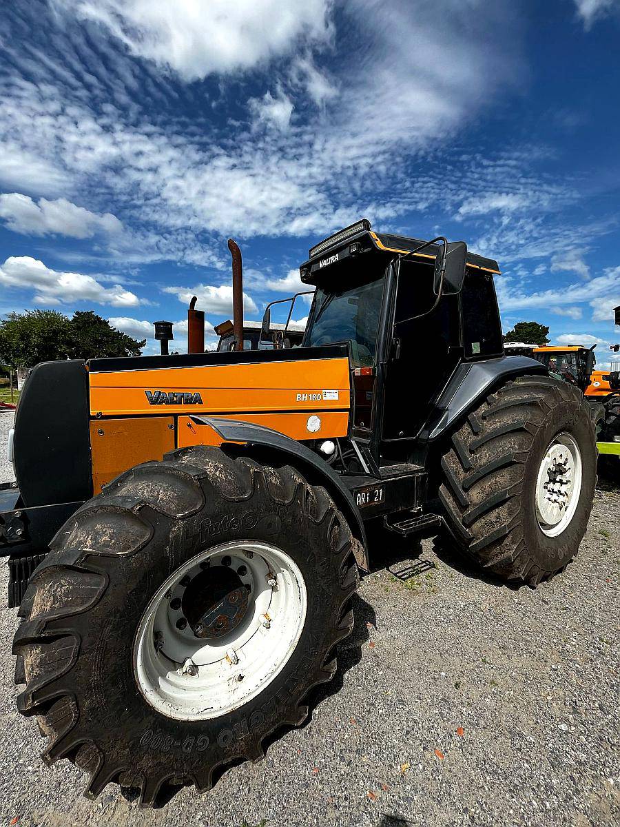 Valtra BH 180 año 2003
