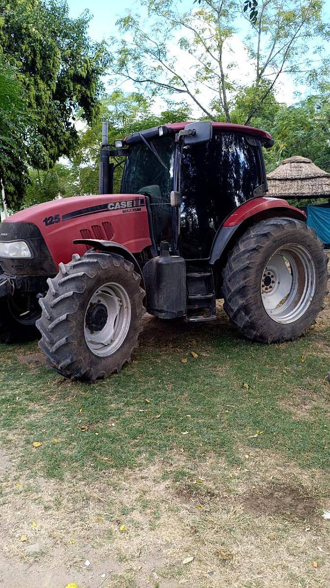 Tractor Case Maxxum 125