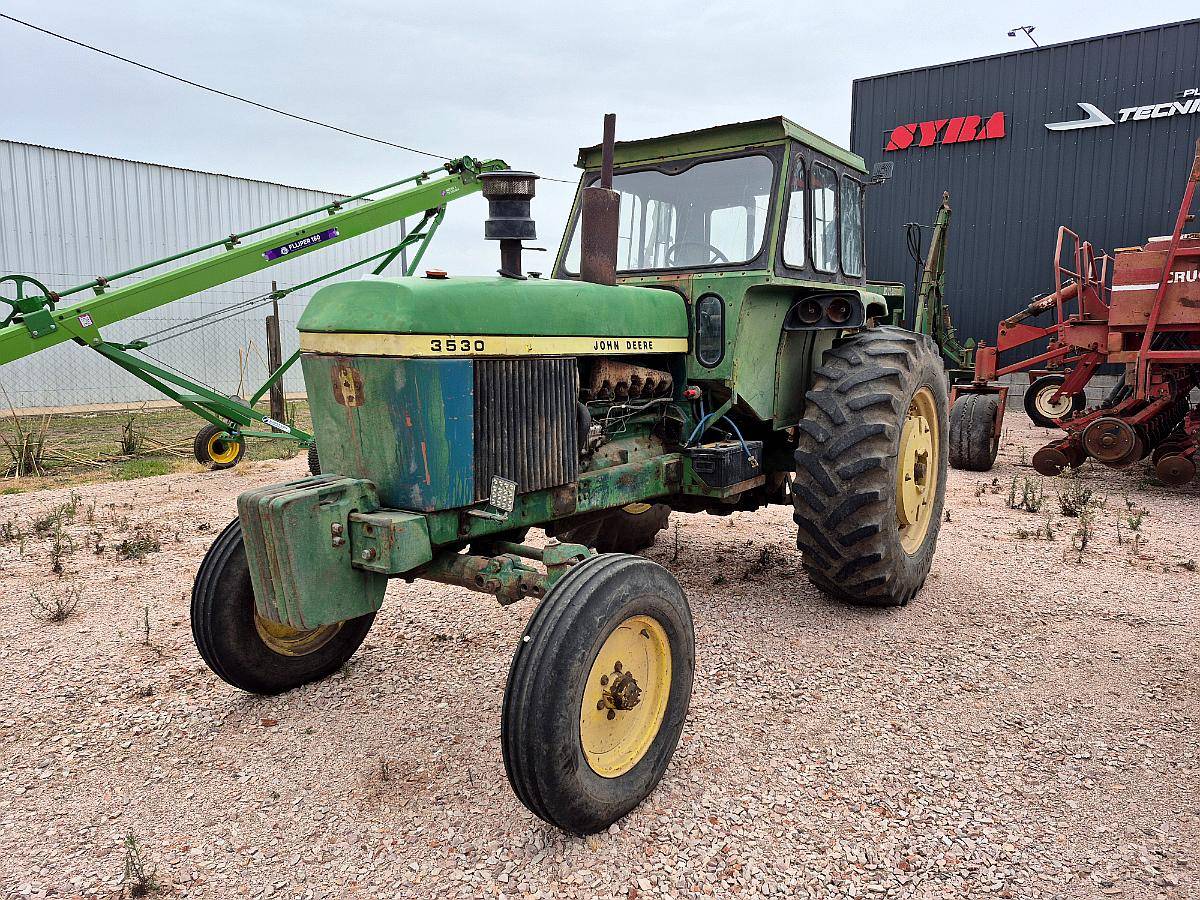 Tractor John Deere 3530 - 105 HP