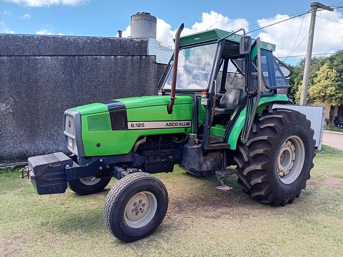 Tractor Agco Allis, 6.125, año 2003, 3999 Hs Motor