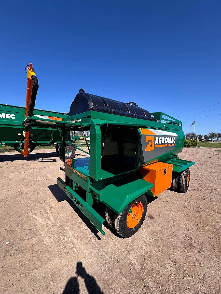 Acoplado Rural Tanque 3000 Litros Media Caña Agromec