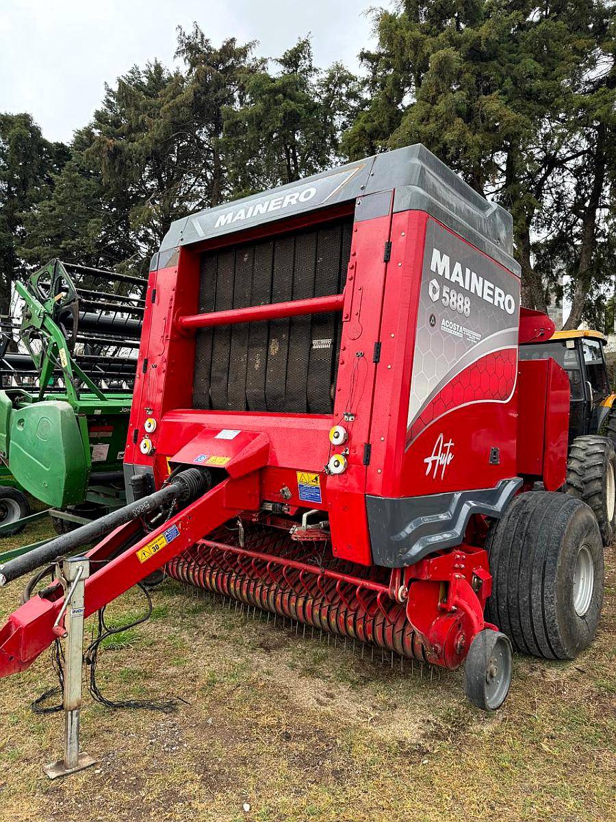 Rotoenfardadora Mainero 5888 Usada
