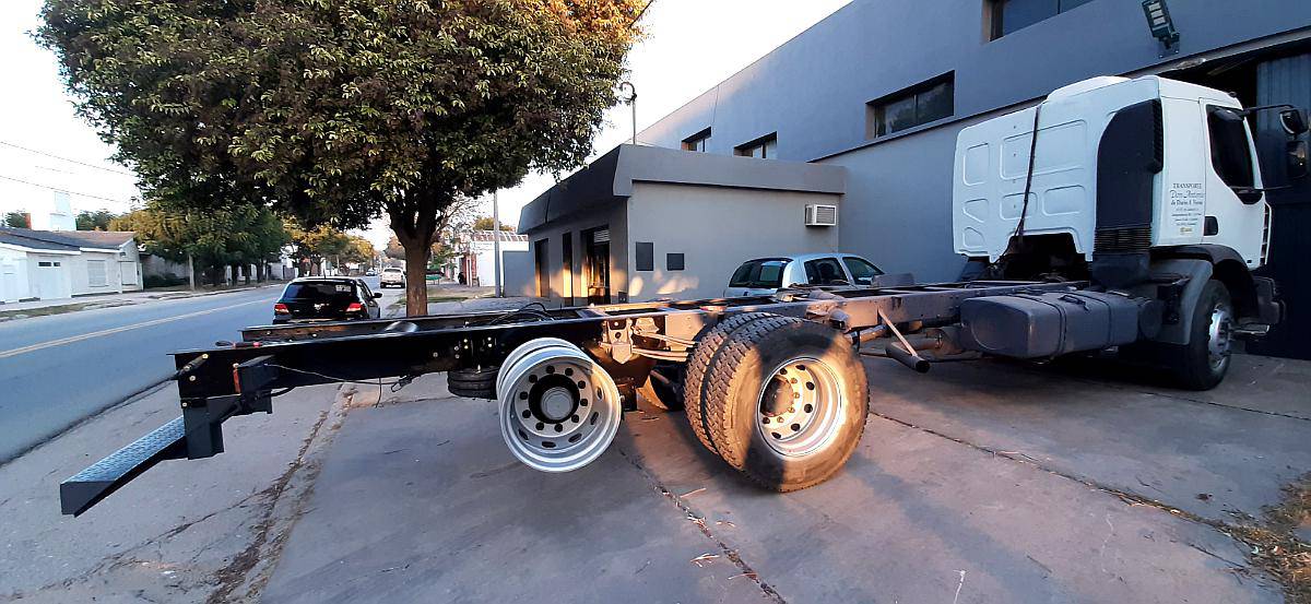 Instalación de Tercer Eje en Camiones