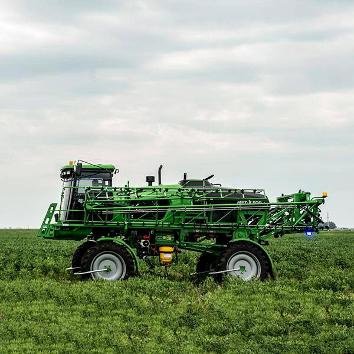 Pulverizadora Metalfor 3025 Disponible