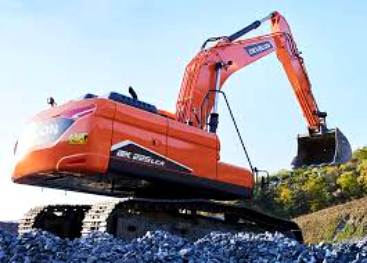 Excavadora Hidráulica S/orugas Develon - Hyundai Dx225lca-7m