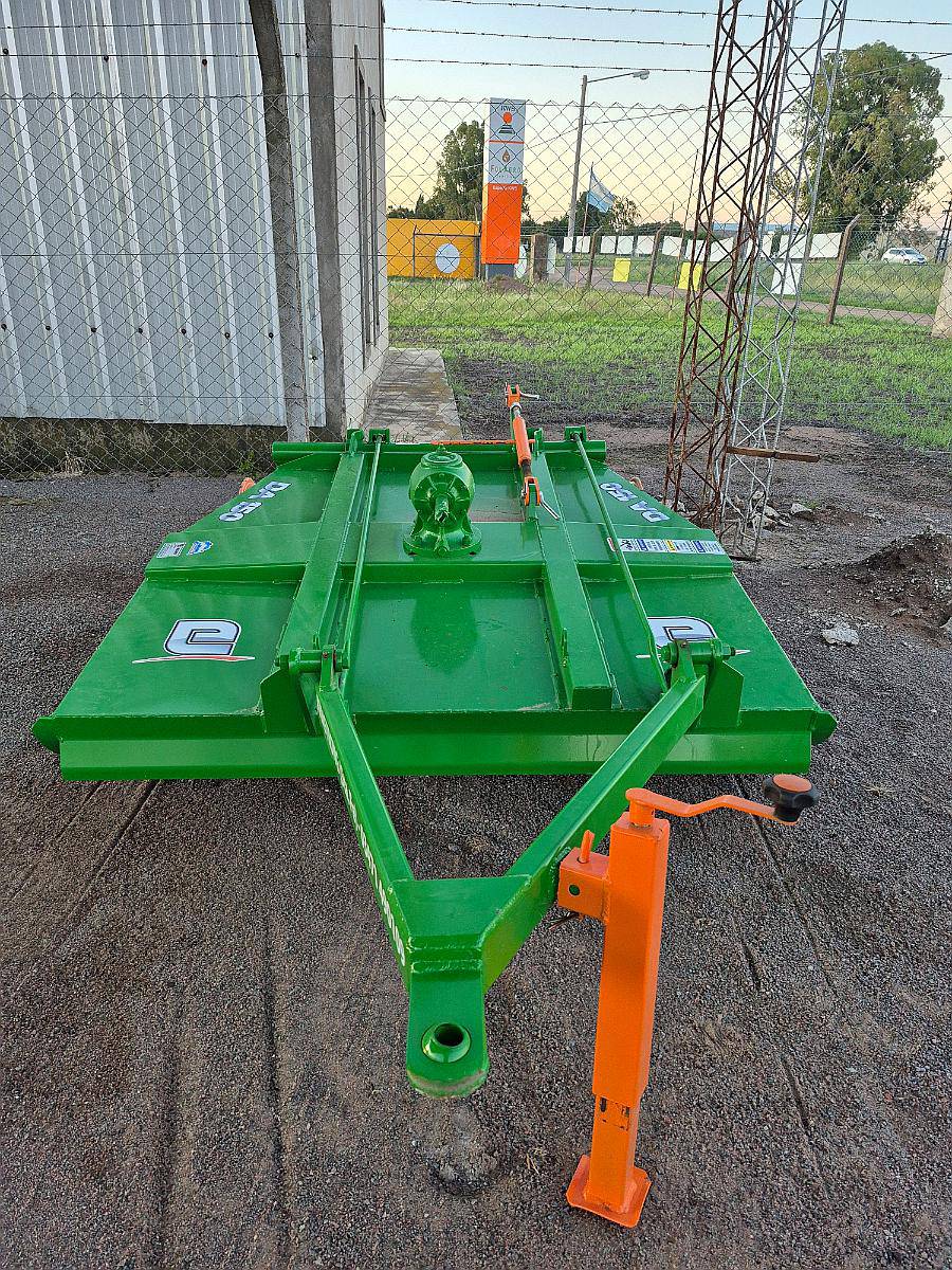 Desmalezadora Eisen de 1.50mts. Nueva