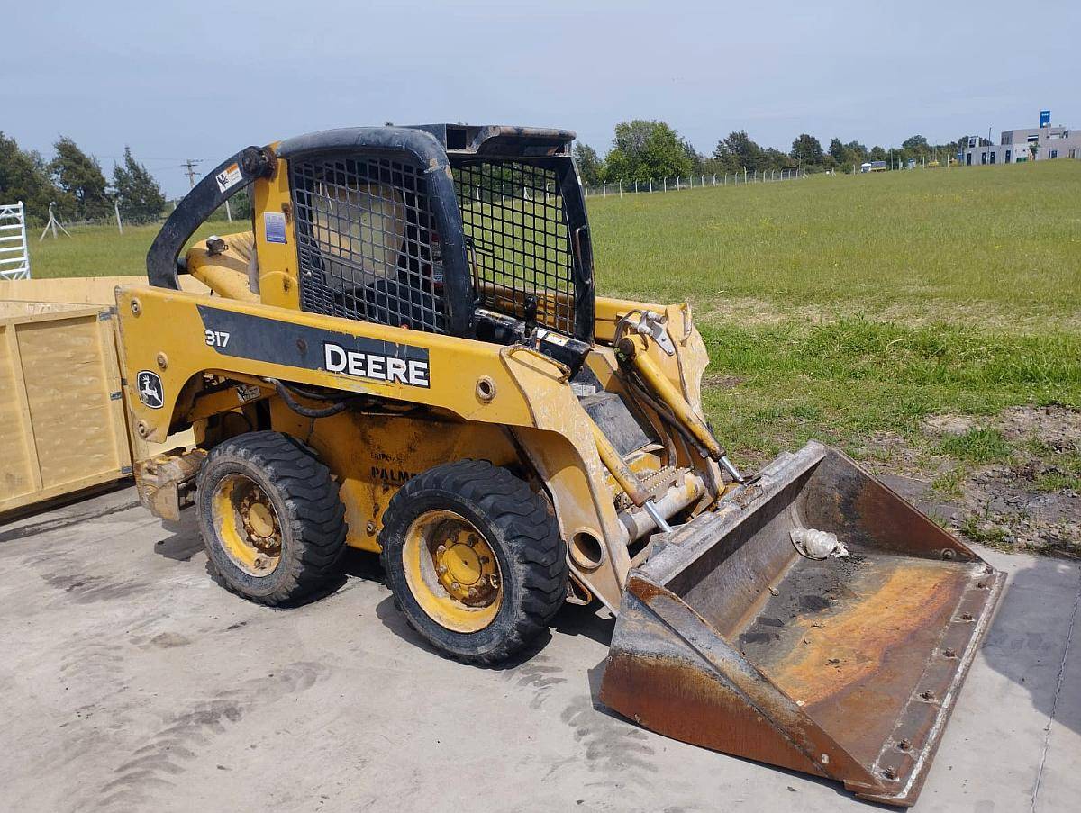 John Deere 317 2009 62hp Permuto Financio Todo Vial