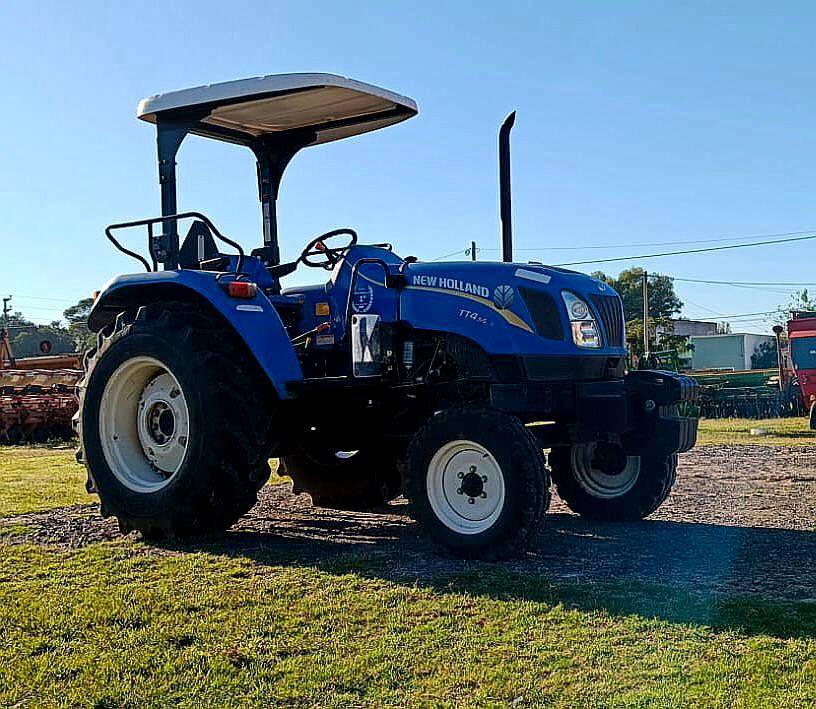 Tractor New Holland T5
