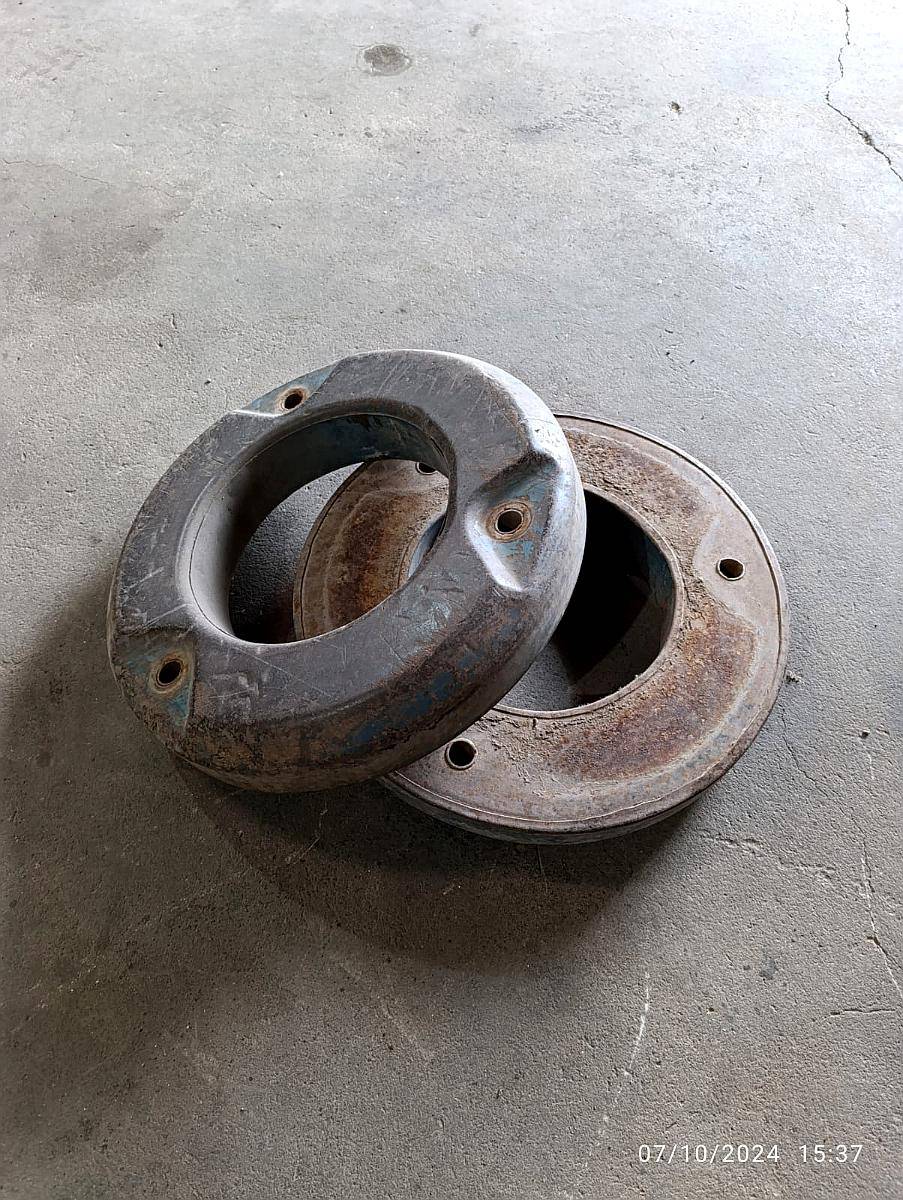 2 Contrapesos de Tractor Fiat 700