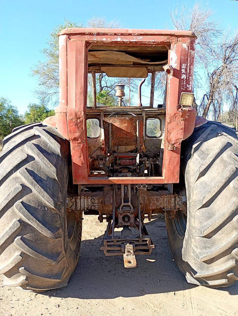 Tractor Massey 1098 - año 1979