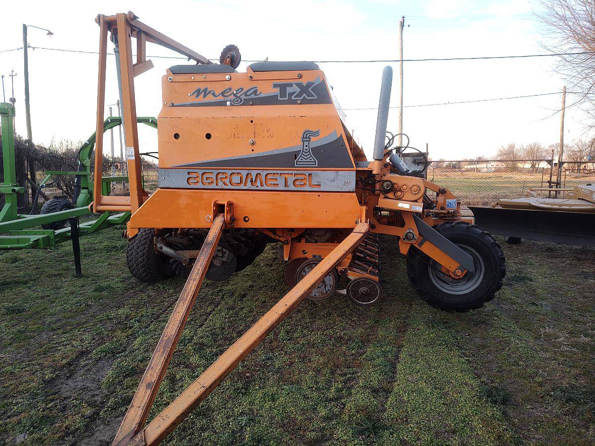 Agrometal TX Mega 22/35 Neumatica