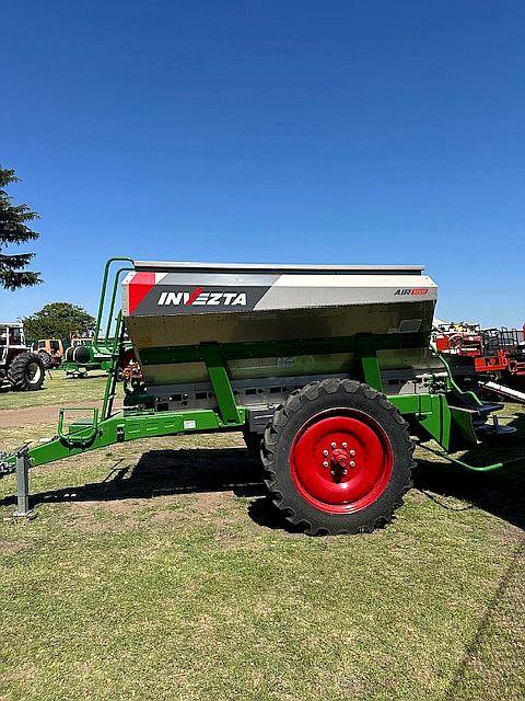 Vendo Fertilizadora Invezta AIR 5000