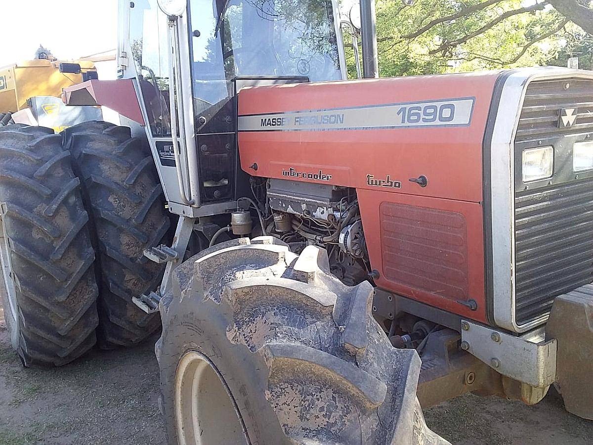 Tractor Massey Fergusson 1690, 190 HP, año 1998, 6.700 Hs