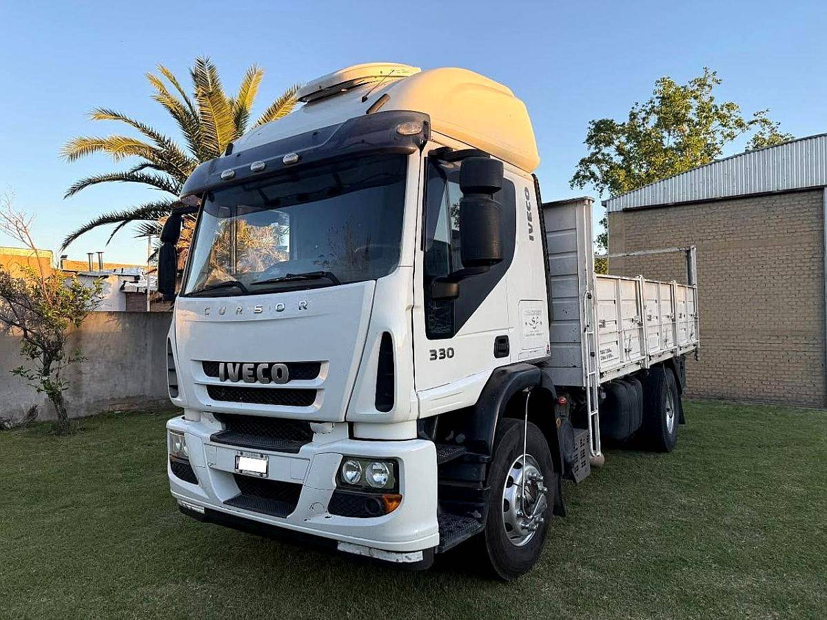 Iveco Cursor 330 2013