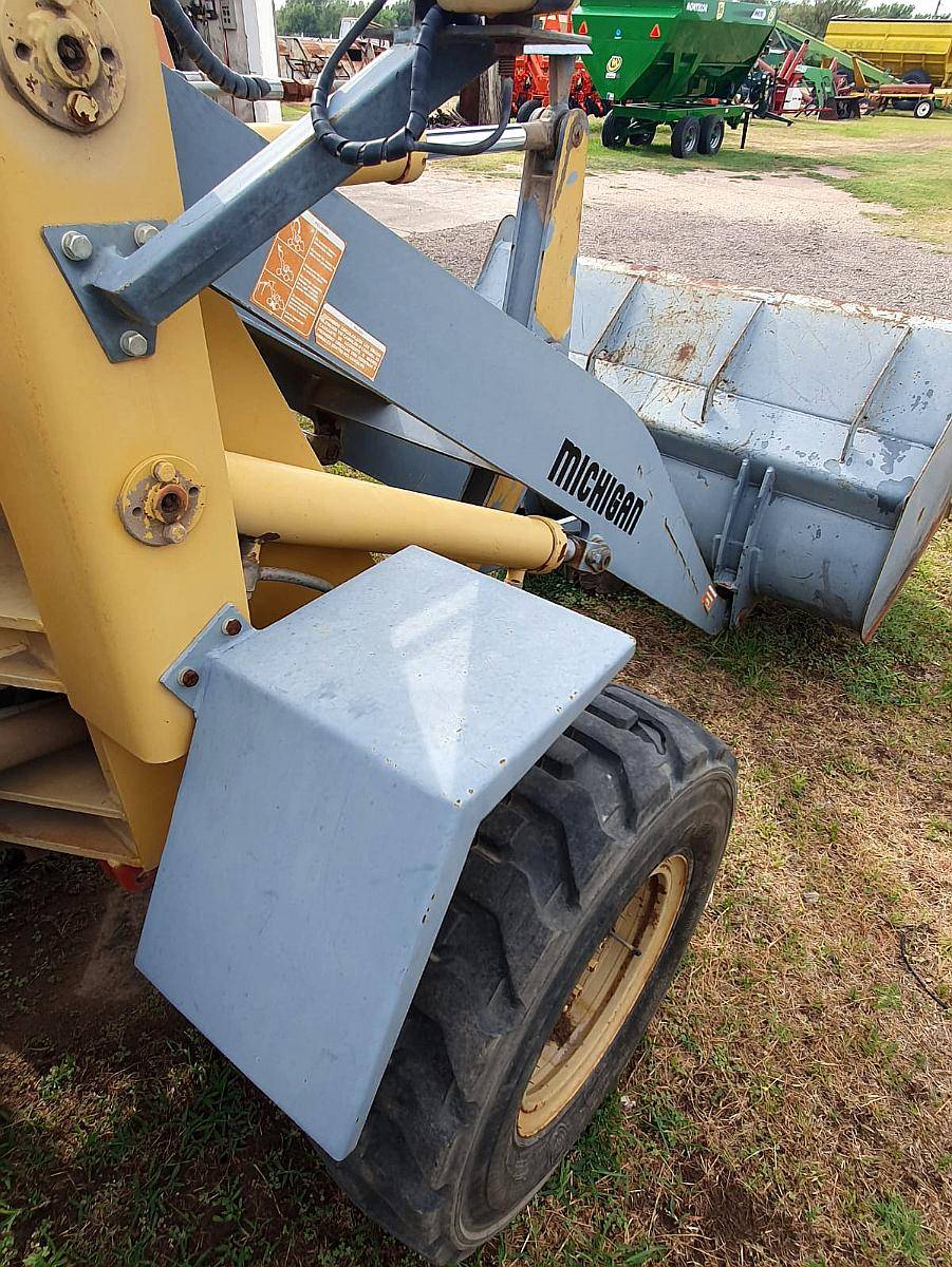 5 - Pala Cargadora Michigan R45 C. Usada