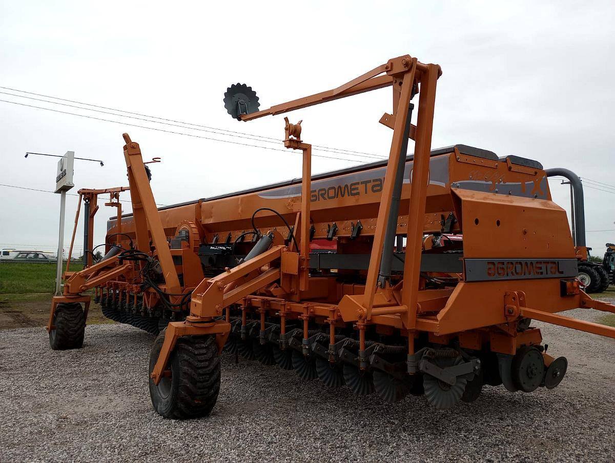 Agrometal TX Mega 23 a 35 con DVA TIM - Reacondicionada