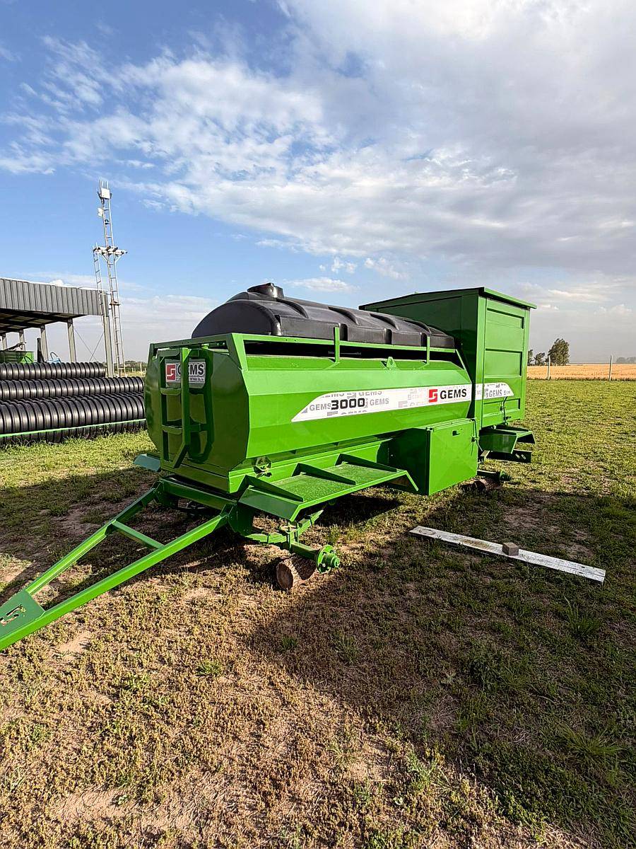 Tanque Combinado 3000 Litros con Baulera Tipo Taller