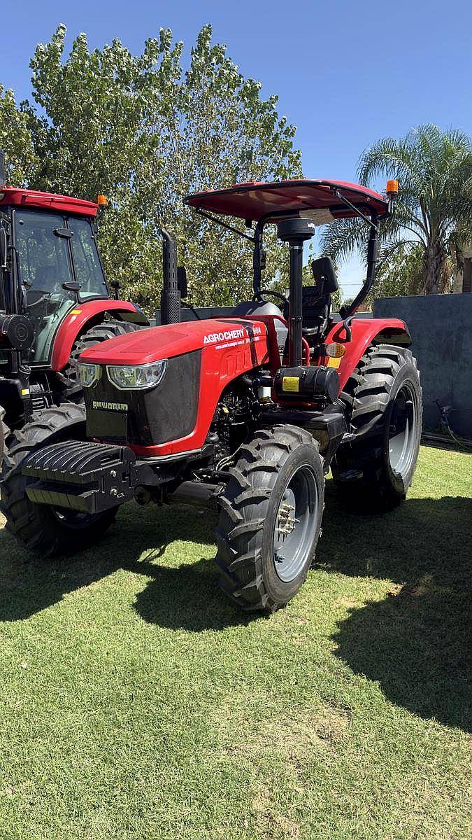 Tractor Agro Chery RK904 de 92 HP Chino Motor Perkins