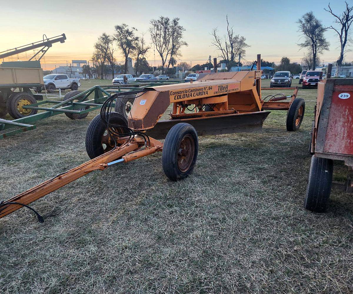Niveladora Tbeh N8 4r de 3,05 de Hoja de 4 Ruedas