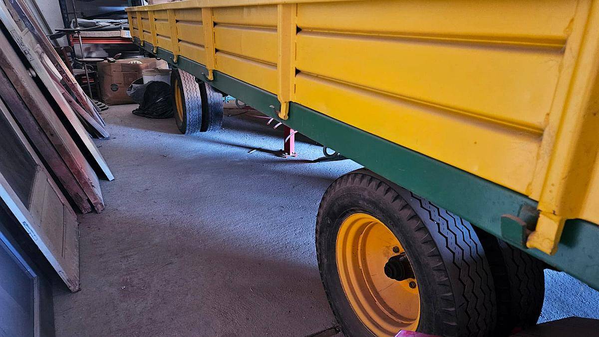 Excelente y Robusta Acoplado de 4 TN