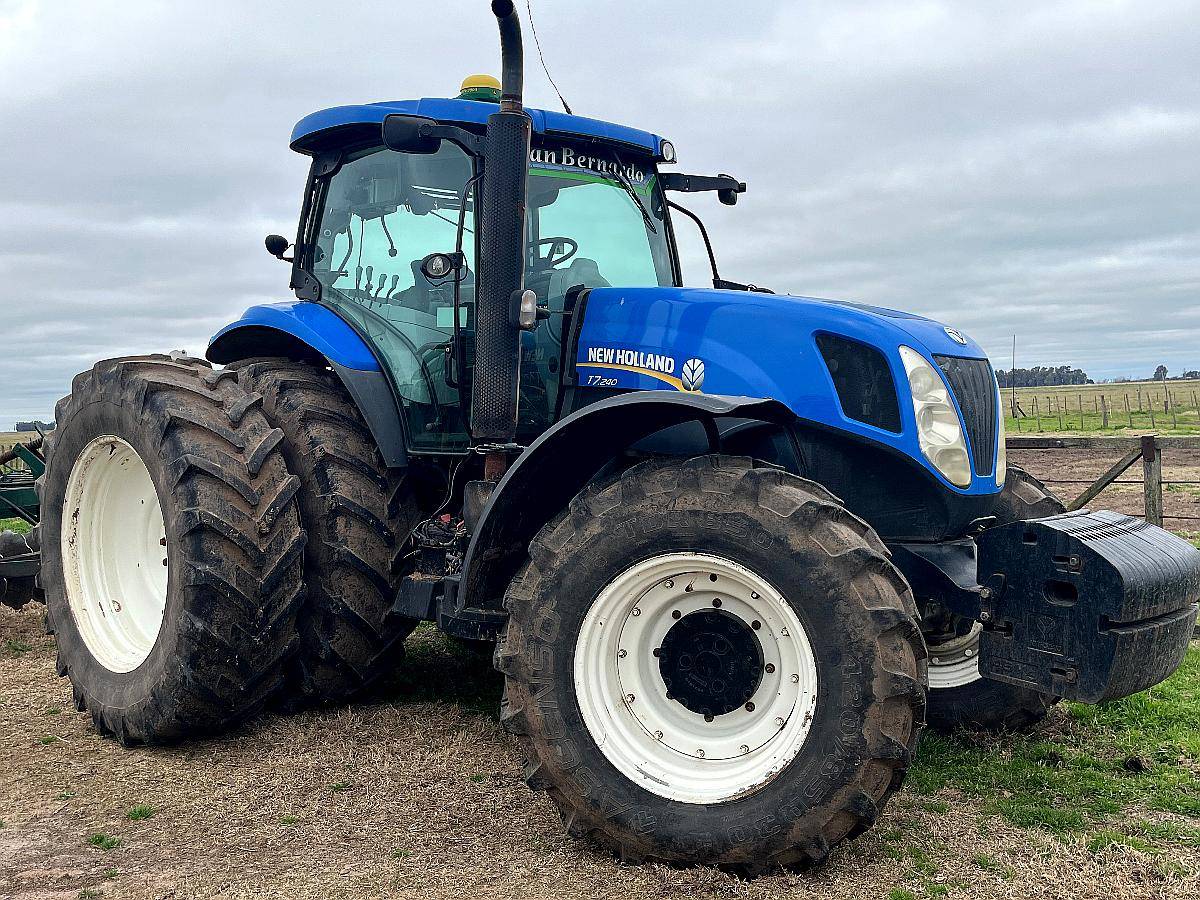 Tractor New Holland T7.240 2017 Piloto JD