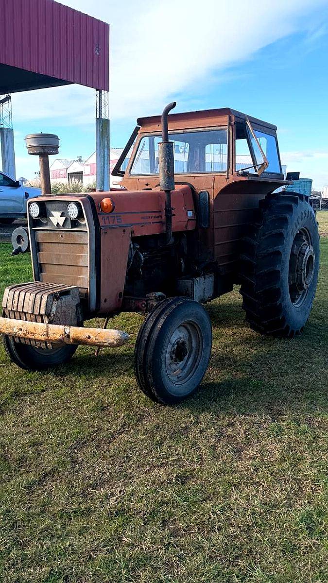 Tractor Massey Ferguson 1175