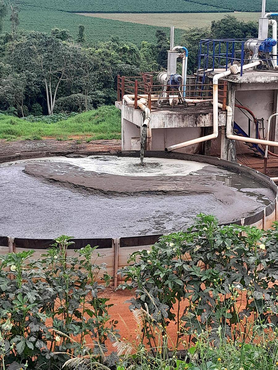 Biodigestor y Ggupo Electrogeno