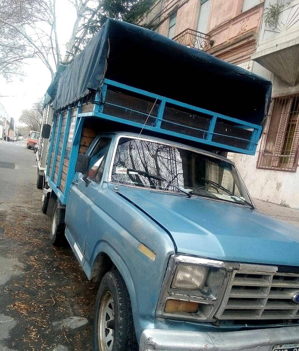 Vendo Ford Pick-up 100