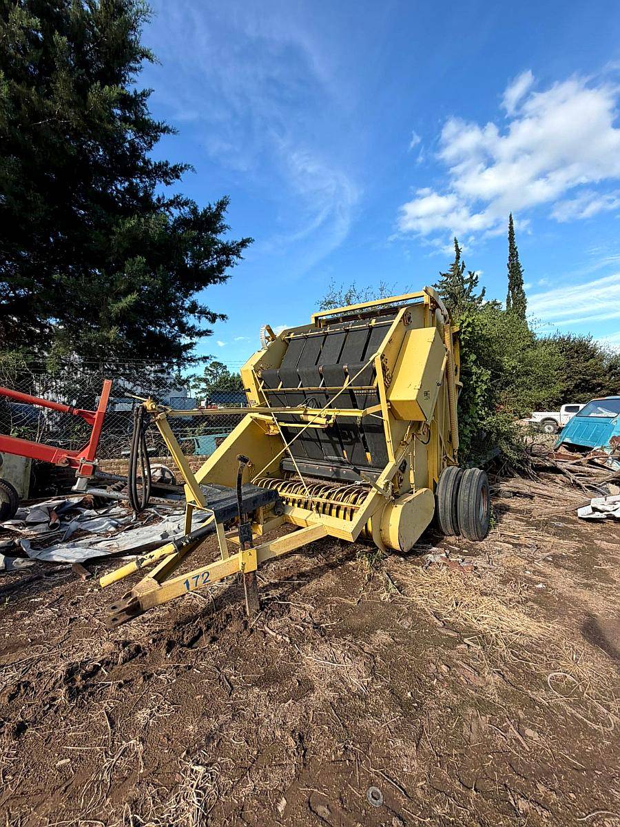 Enrolladora Rotoenfardadora Alser Funciando
