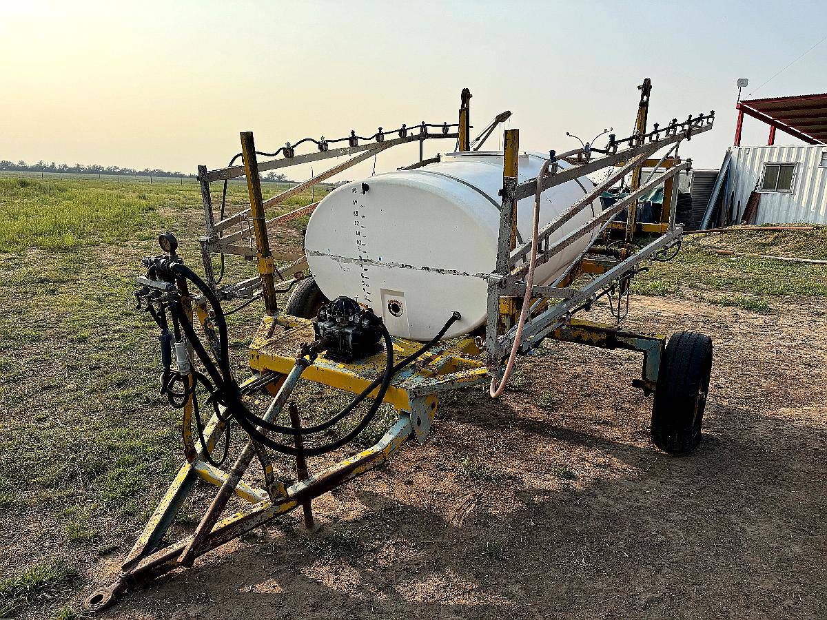 Pulverizador de Arrastre 1500 Lts