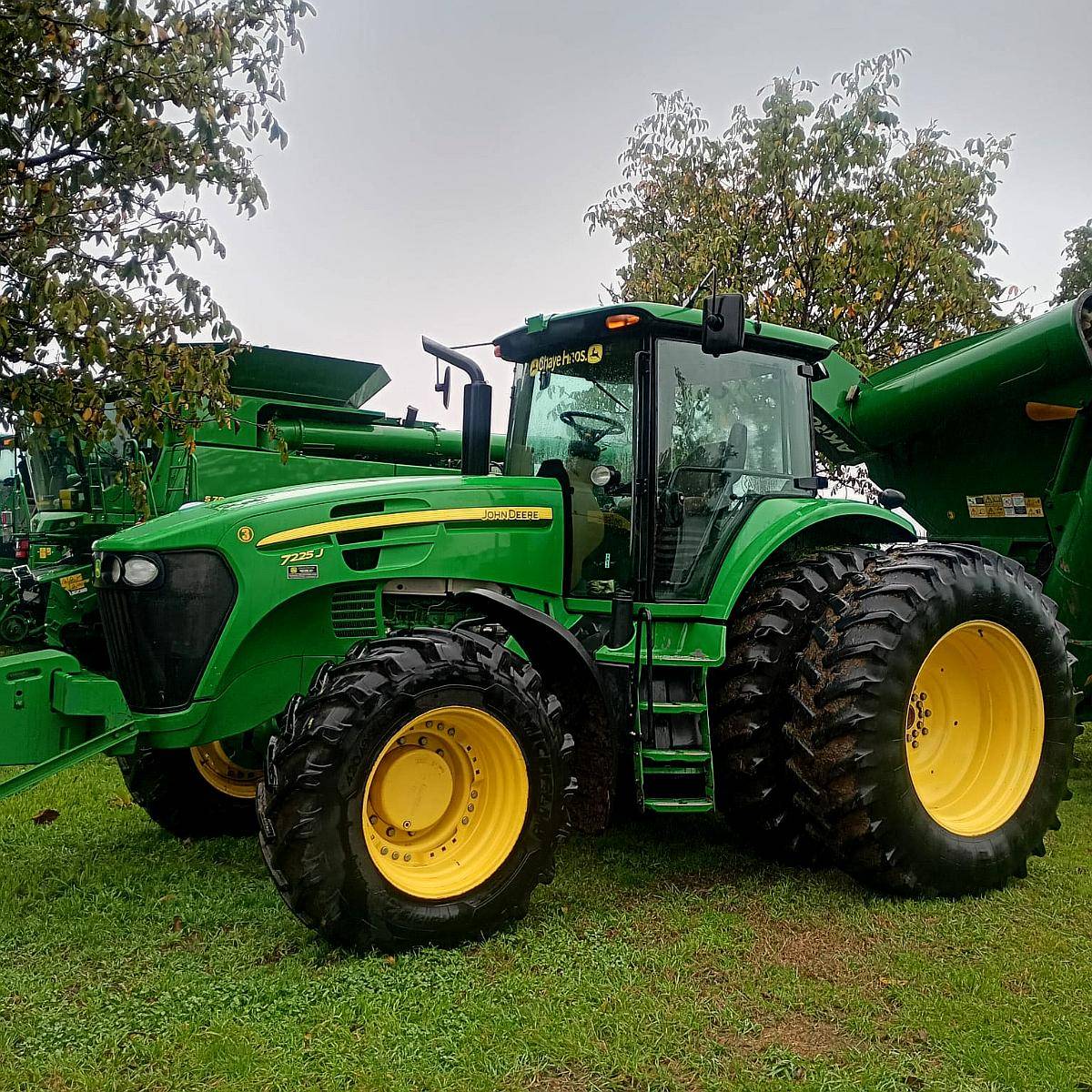 John Deere 7225j, con Duales con Piloto