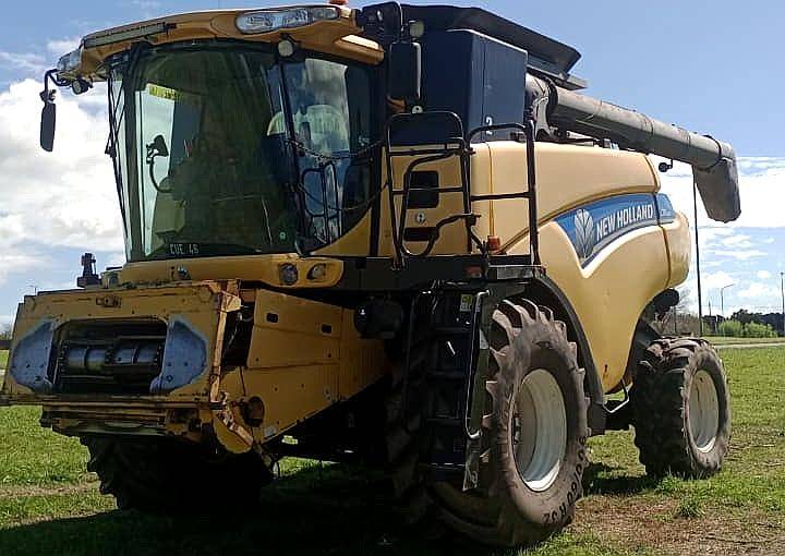 Cosechadora New Holland CR 6090 2014 - Draper Tecnicolon 30
