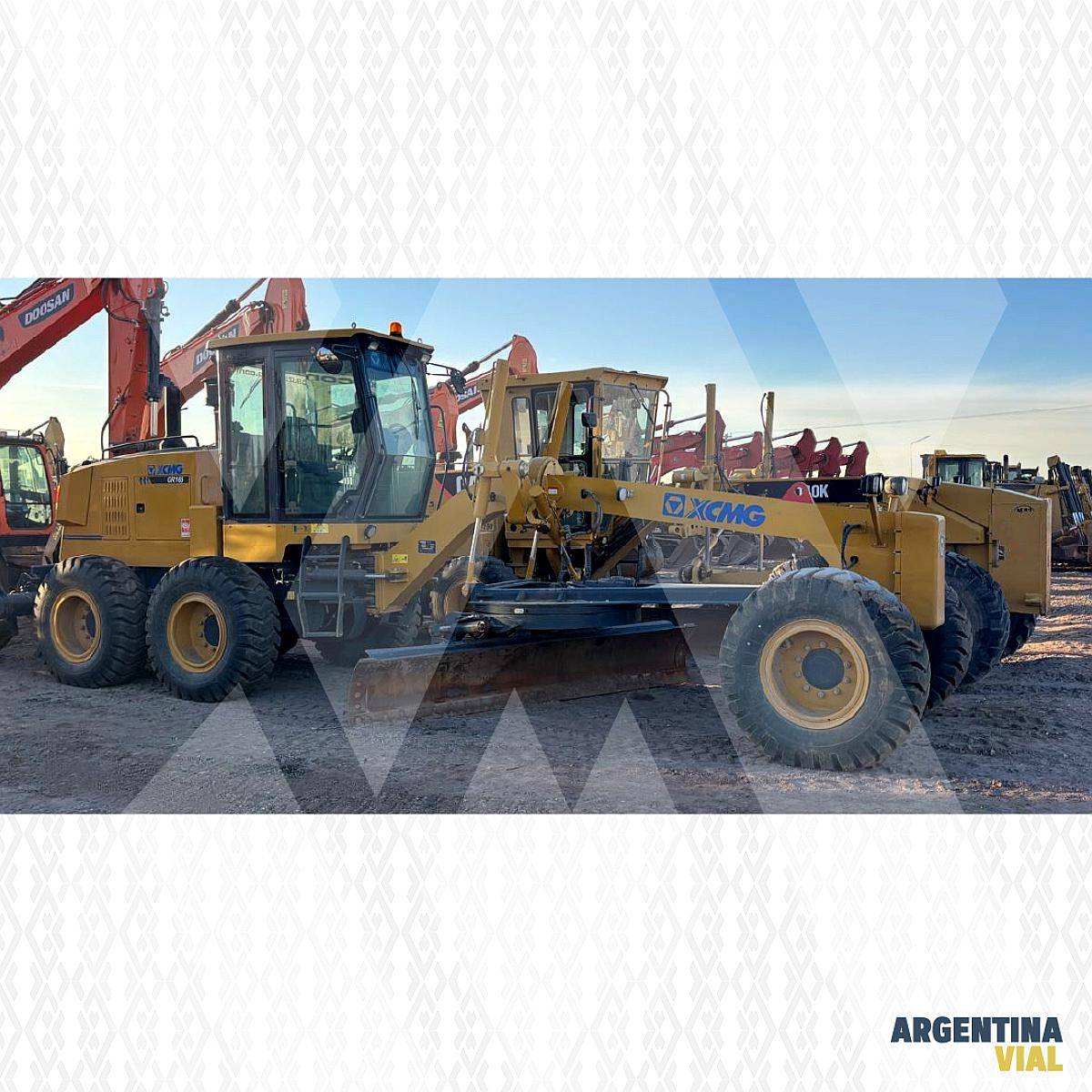 Motoniveladora Xcmg GR165 ID696