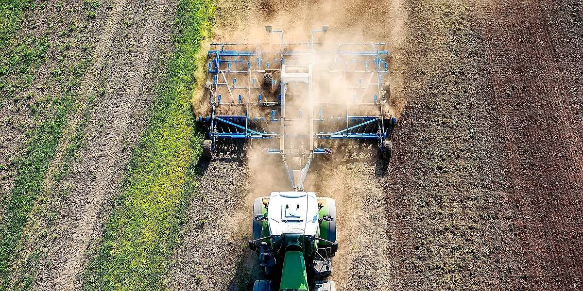 Cultivador Hibrido Lemken Koralin 9/840 KUA