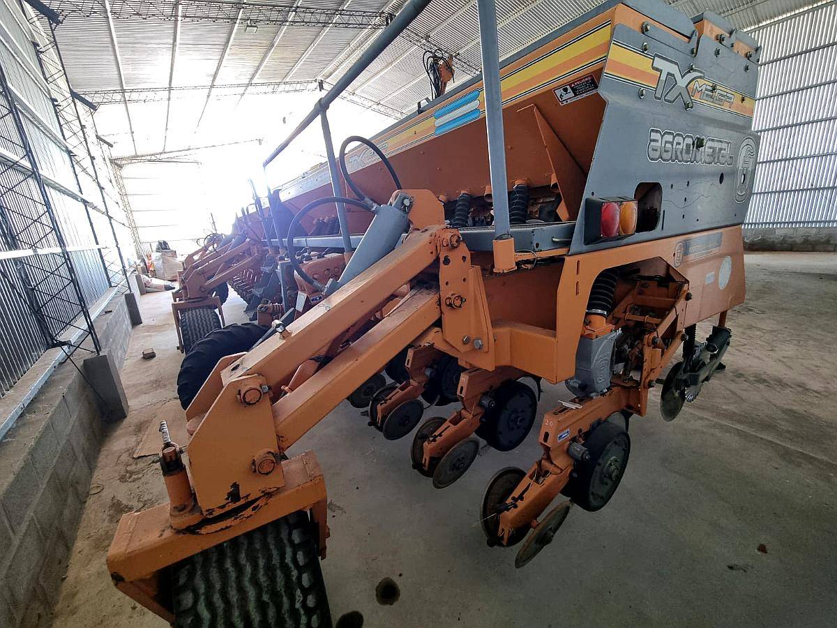 Agrometal TX Mega 20/52 Neumática
