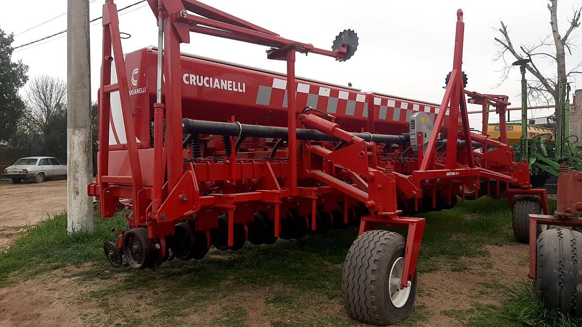 Sembradora Crucianelli Gringa 1452. muy Buen Estado.
