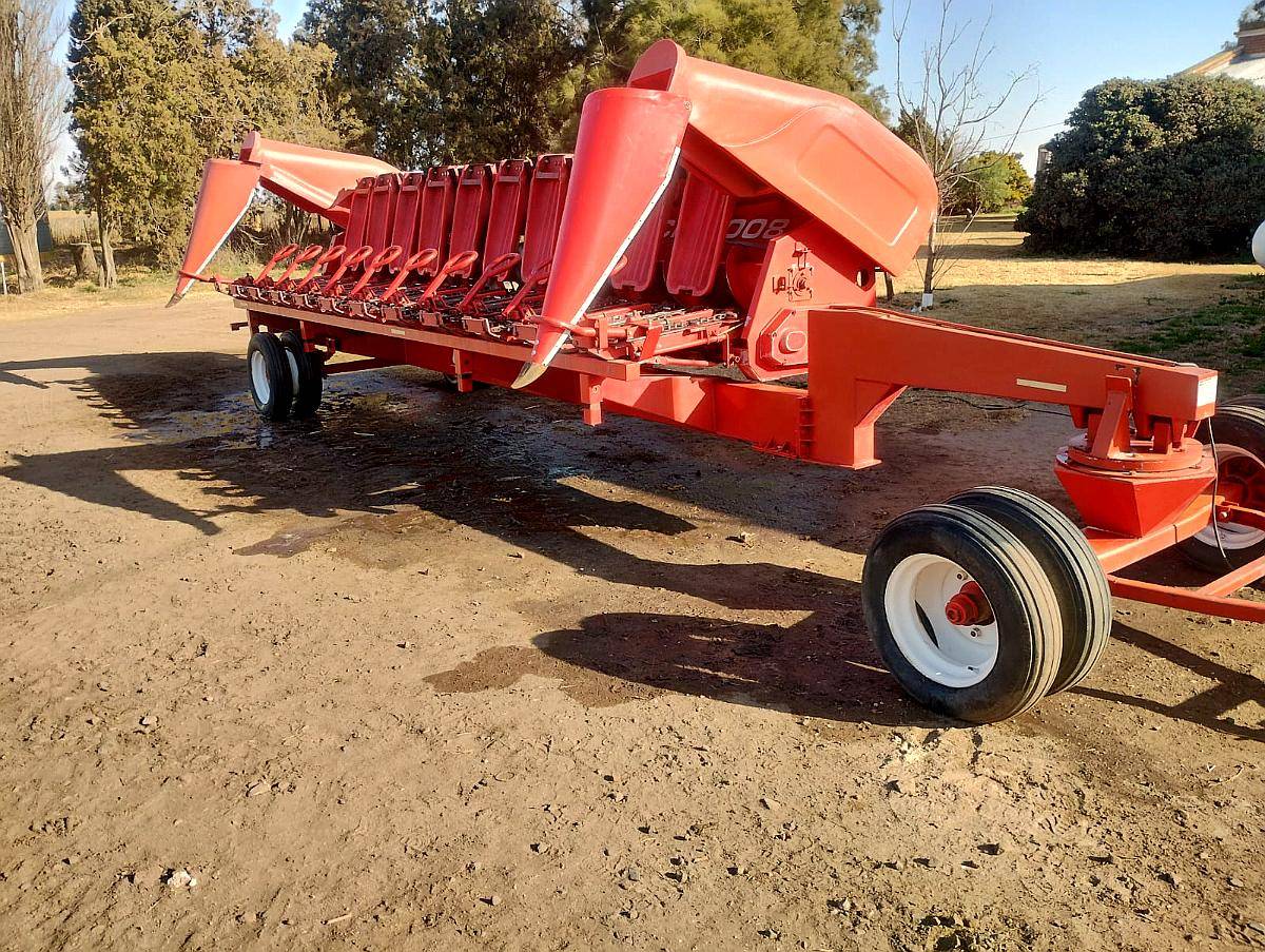 Plataforma Maicero Mainero cm 2008, 11 a 52, año 2010,