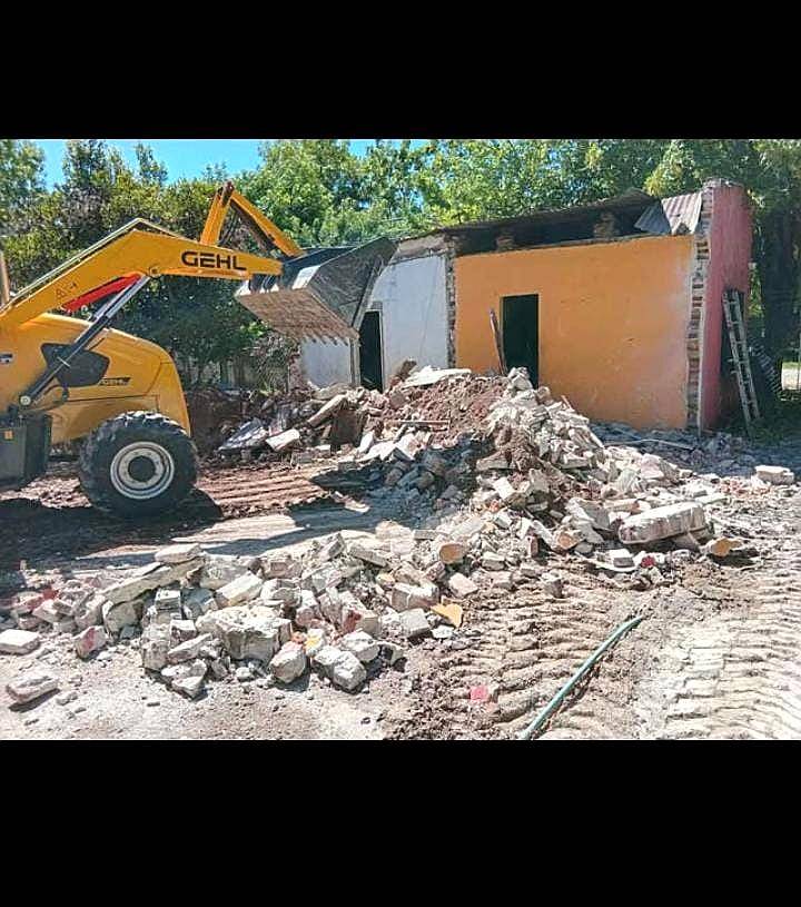 Movimiento de Suelo, Plateas, Tosca