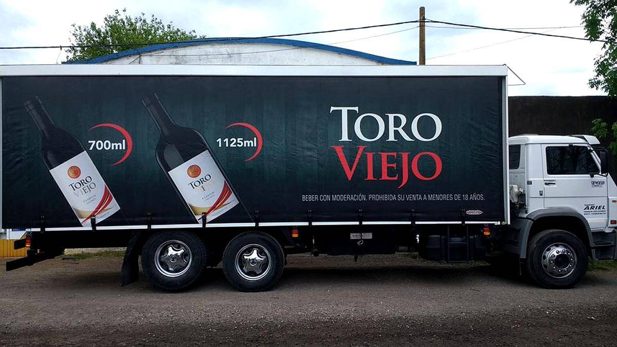 Mak Metalurgica Fabrica y Venta de Carrocerias