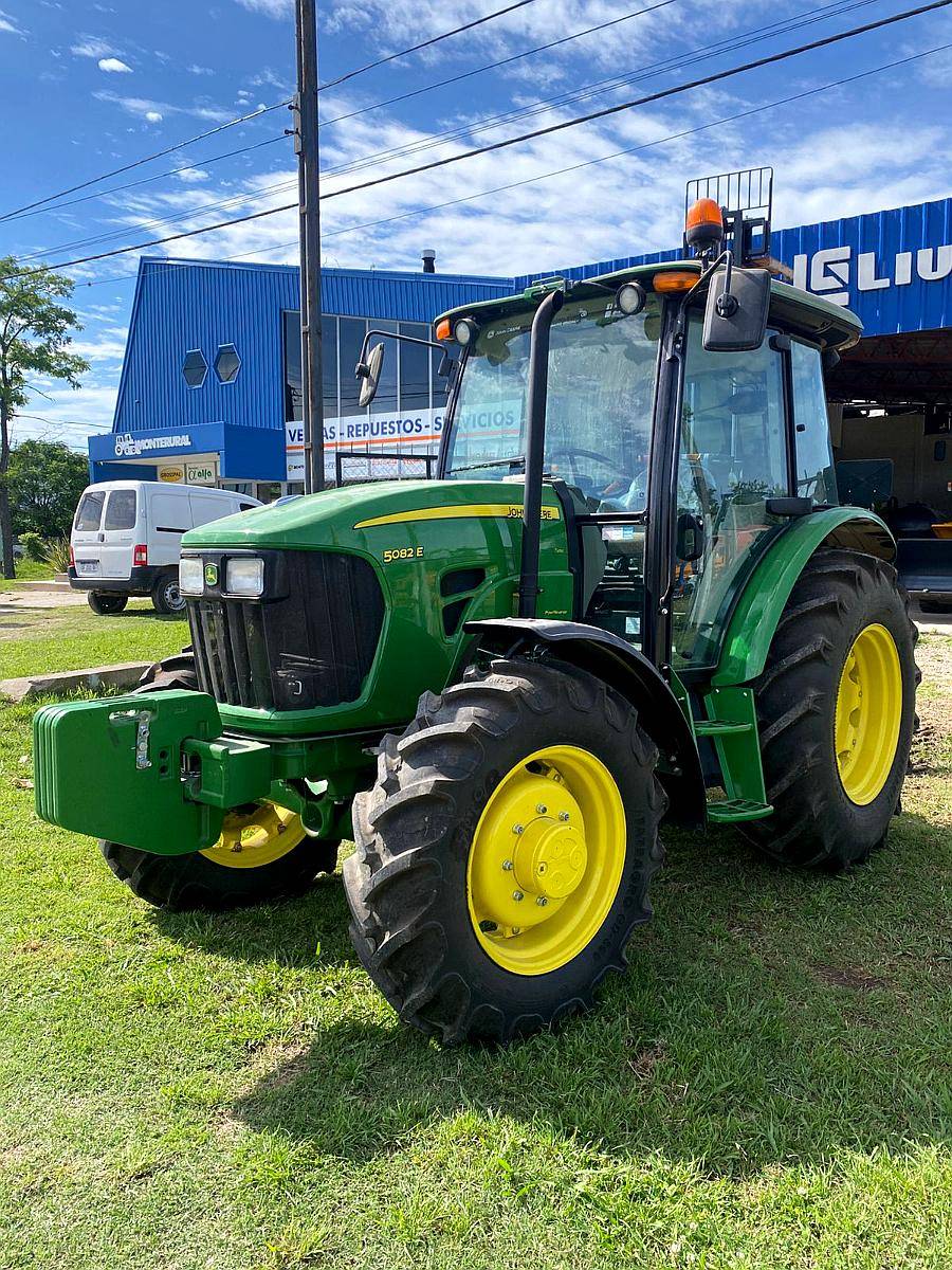 Tractor John Deere 5082e